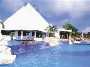Sunset Lagoon All Inclusive Hotel Cancún Exterior foto
